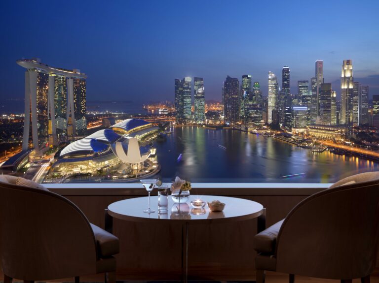 Club Lounge View Main 1